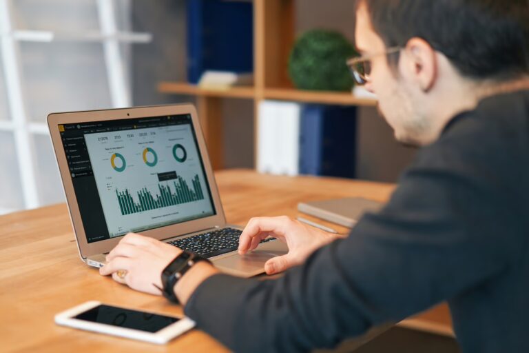 Como criar um dashboard utilizando o Google Data Studio (Looker Studio)