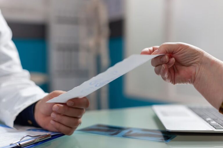Fraudes em reembolsos de plano de saúde: tipos mais comuns e como evitá-las
