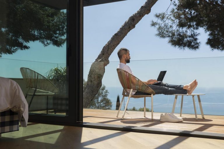 Anywhere office: por que é tendência e como implementar