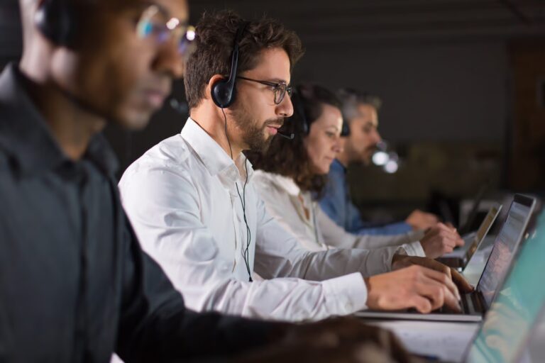 Service desk: o que é, como funciona e por que ele é vital para o seu negócio